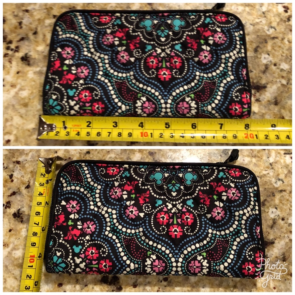 Vera Bradley Disney Mickey Medallion zip wallet - Picture 6 of 7